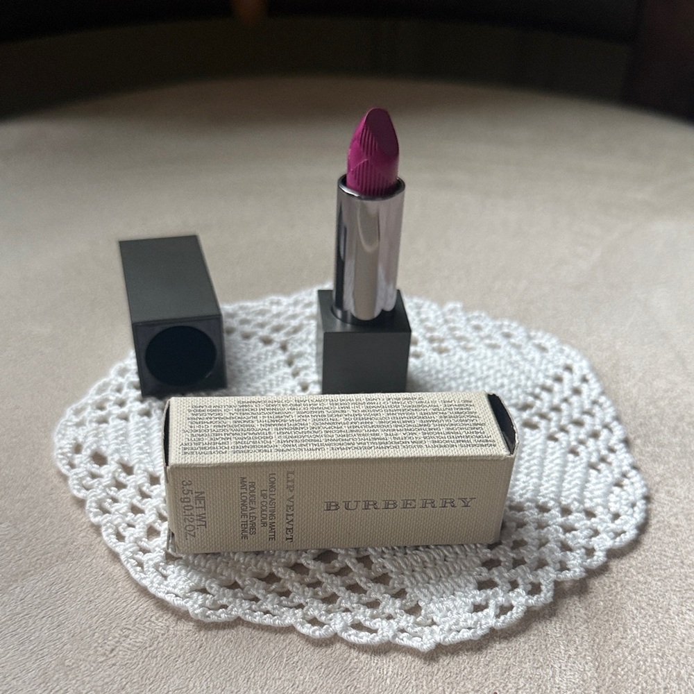 Burberry Fuchsia Lipstick